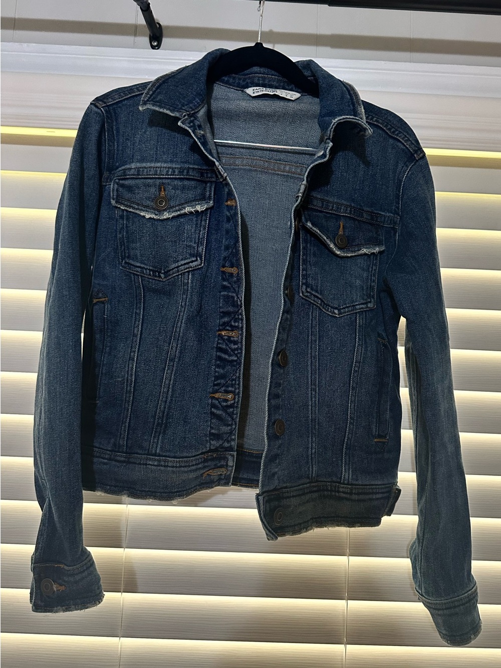 Zara Basic Dark Wash Denim Jacket Size Small Classic Stretch Jean Jacket